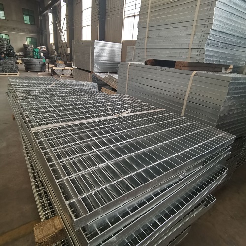 污水處理廠鋼格板如何選？防滑耐腐是關鍵！