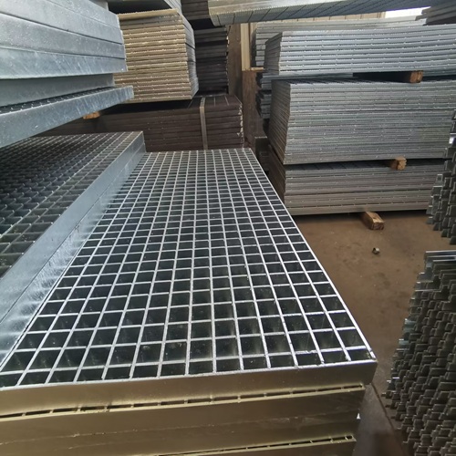 鋼格柵知識科普：材質(zhì)、規(guī)格如何影響使用效果？