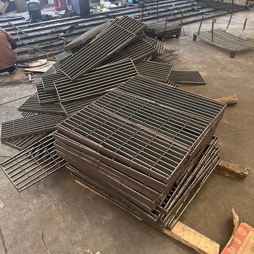 鋼格板的逆襲之路：從工具到主角