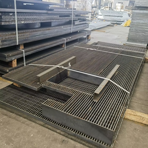 鋼格柵板為什么能承重原來靠的是這個(gè)