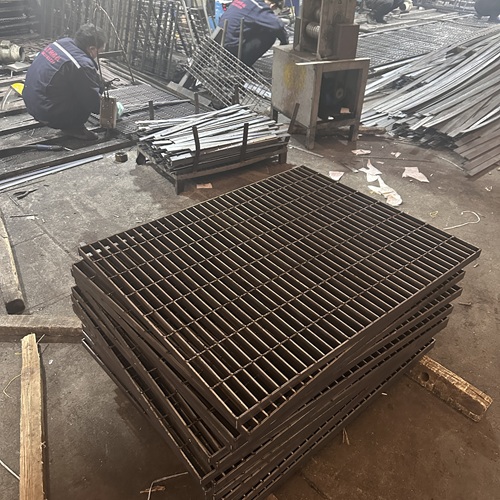 市政溝蓋板鋼格板用途與安裝施工要點(diǎn)